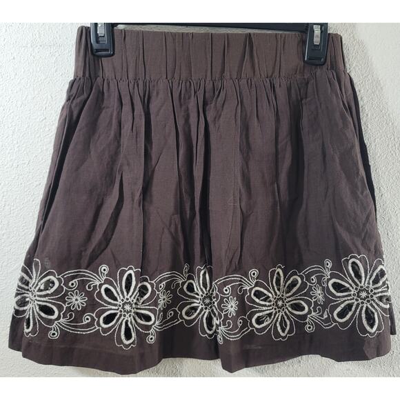 Charlotte Russe Brown Pleated Pull On A Line Mini Skirt Small Lightweight Flowy - Picture 1 of 4